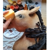 Hobby Horse Cheval sur un Bâton Premium Peau de Daim