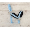 Licol avec Fourrure Noire pour Cheval  Bâton  A3 Bleu Clair