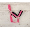 Licol avec Fourrure Noire pour Cheval  Bâton  A3 Rose Foncé