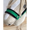 Licol avec Fourrure Noire pour Cheval  Bâton  A3 Vert