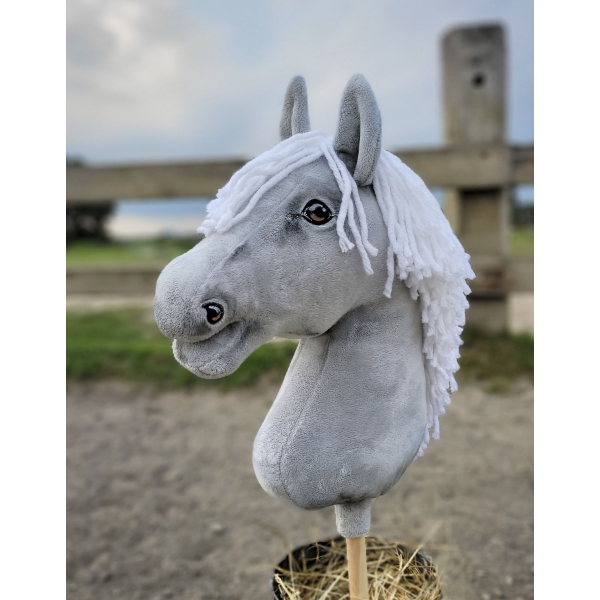 Grand cheval bâton pour hobby horsing compétition