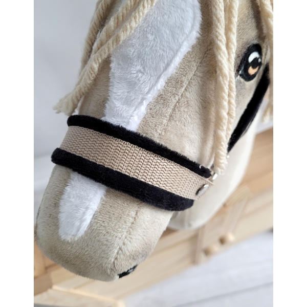 Licol avec Fourrure Noire pour Cheval  Bâton  A3 Beige