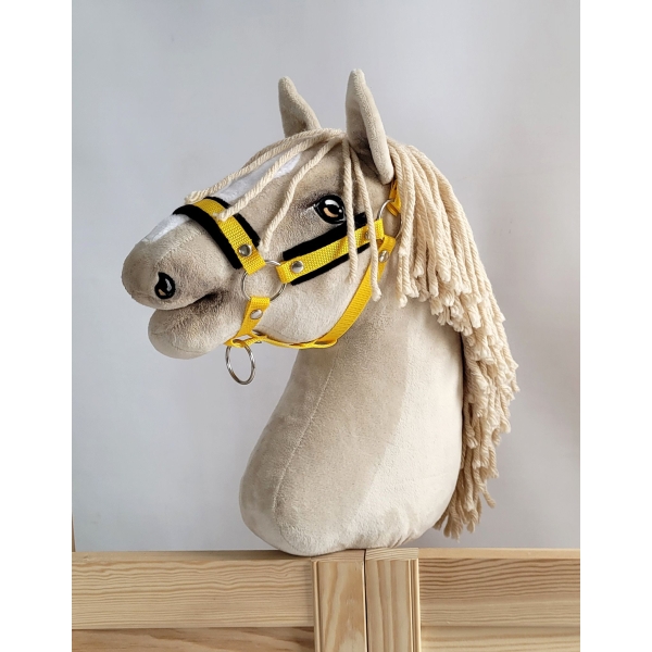Licol avec Fourrure Noire pour Cheval  Bâton  A3 Jaune