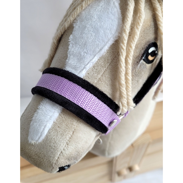 Licol avec Fourrure Noire pour Cheval  Bâton  A3 Lila