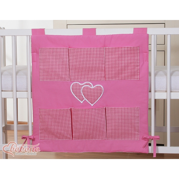 Organiseur pour Lit de Bébé Rose à Carreaux Cœurs
